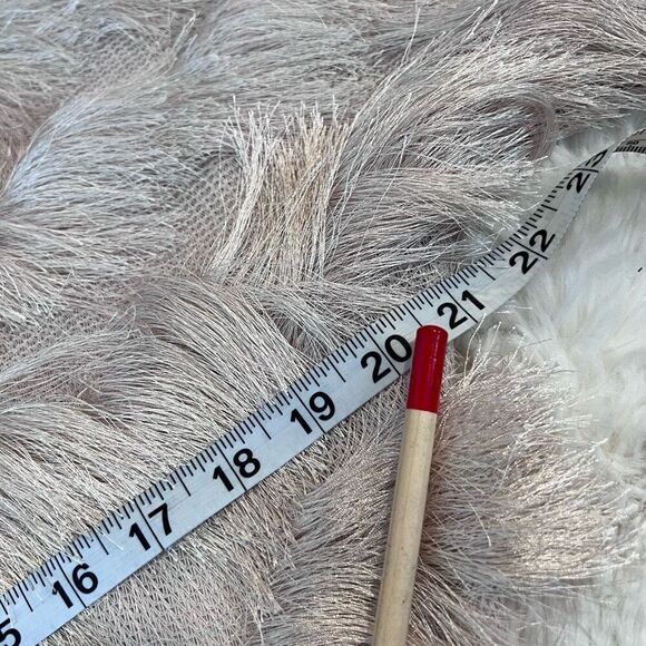 J.O.A Los Angeles Women's Eyelash Fringe Pullover Tunic Top Cream Size Small - Picture 6 of 11